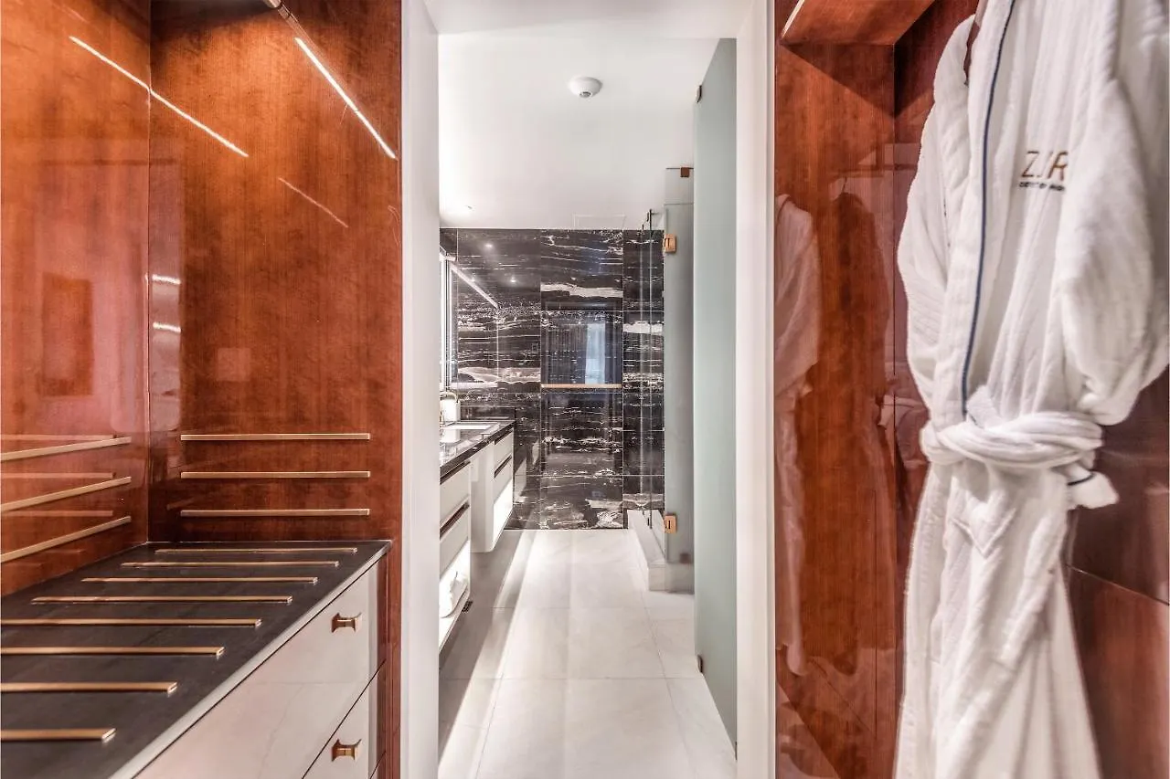 Azur Legacy Collection Hotel Vancouver