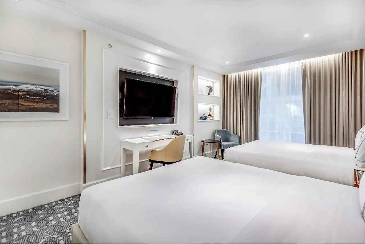 Azur Legacy Collection Hotel Vancouver
