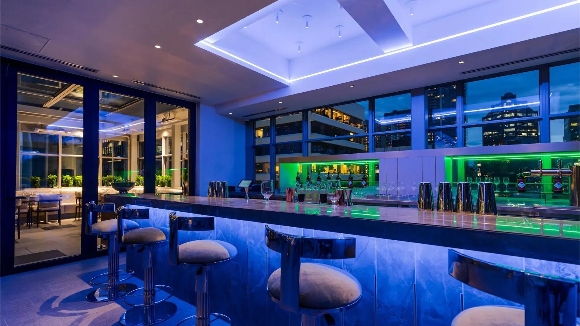 Azur Legacy Collection Hotel Vancouver